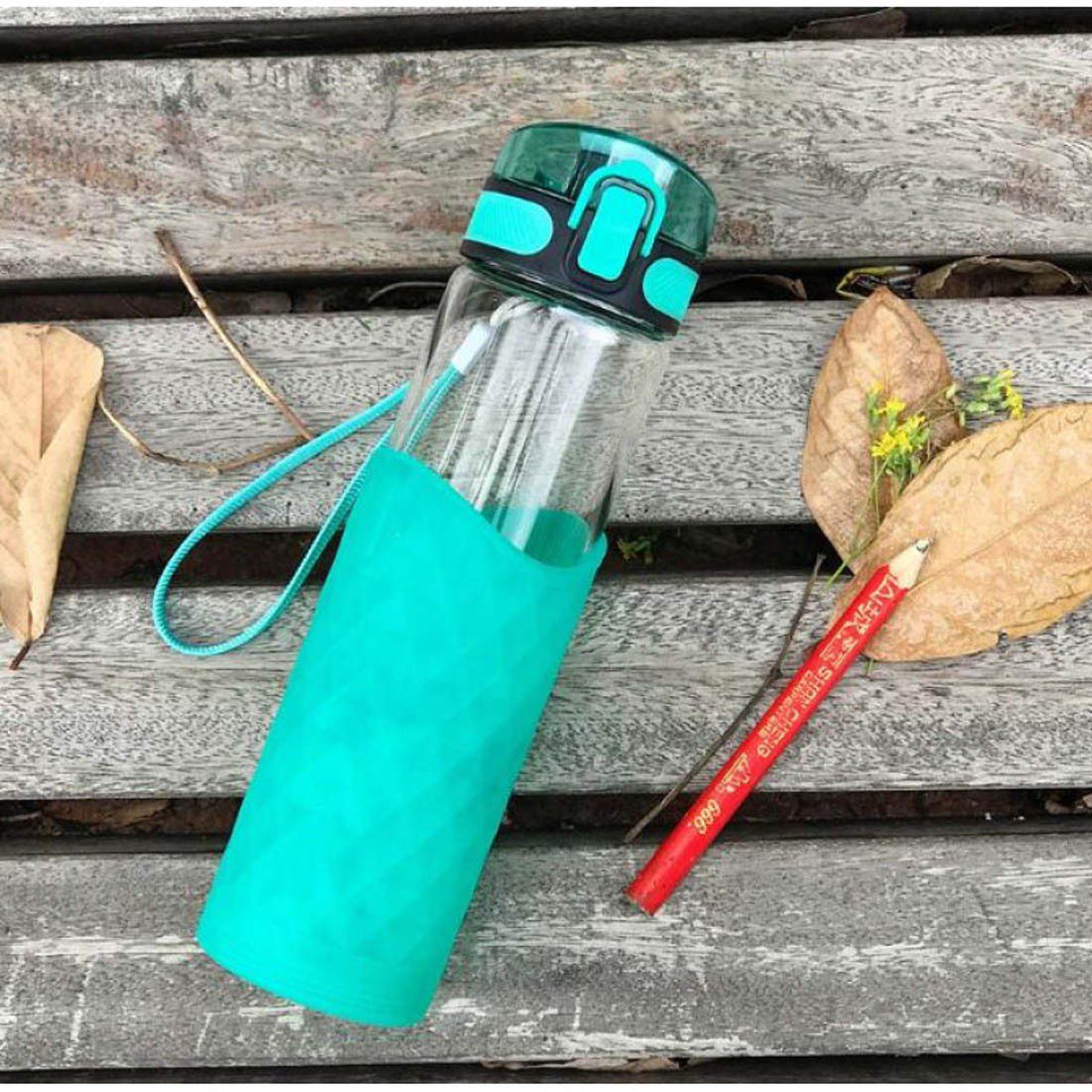 Aware Glass Water Bottle Green - Image 2