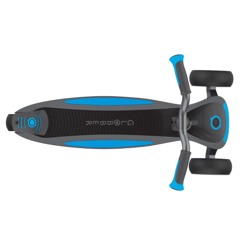 Globber Ultimum Sky Blue Scooter - Image 4
