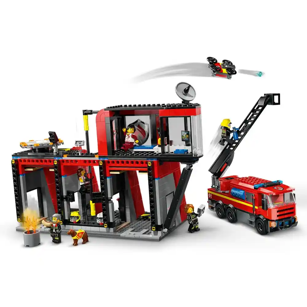 LEGO City - Fire Station with Fire Truck 843 Pieces - Image 4