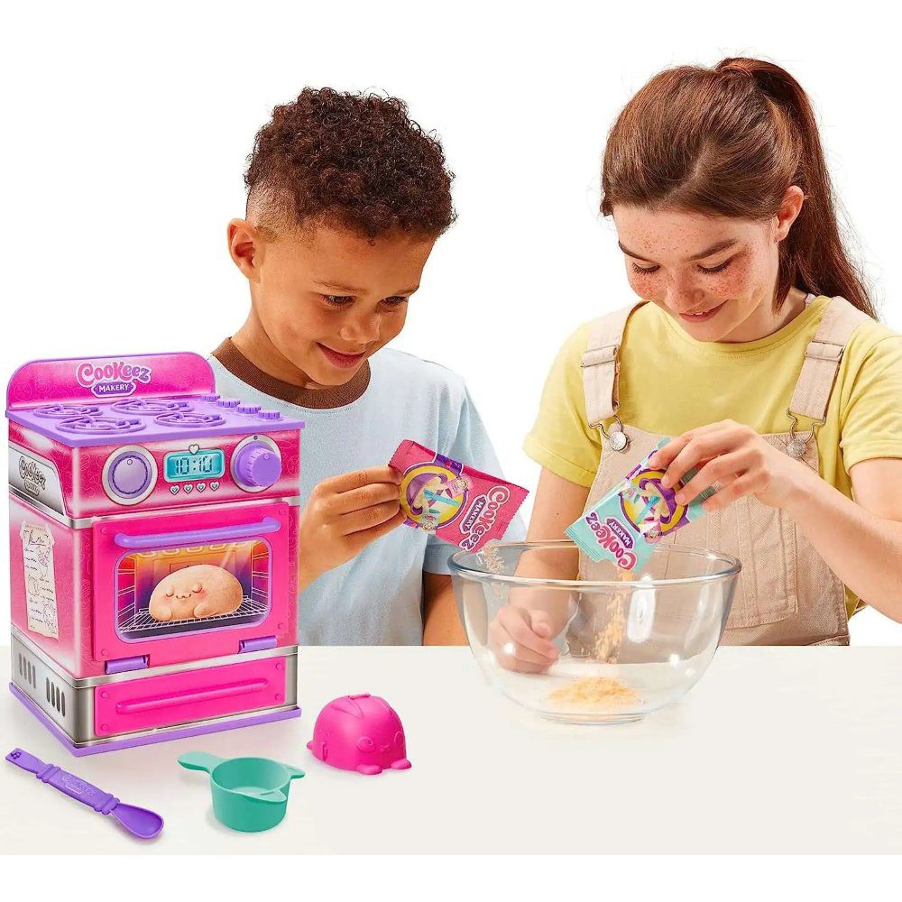 Moose Cookeez Makery Cinnamon Treatz Oven Playset - Image 2