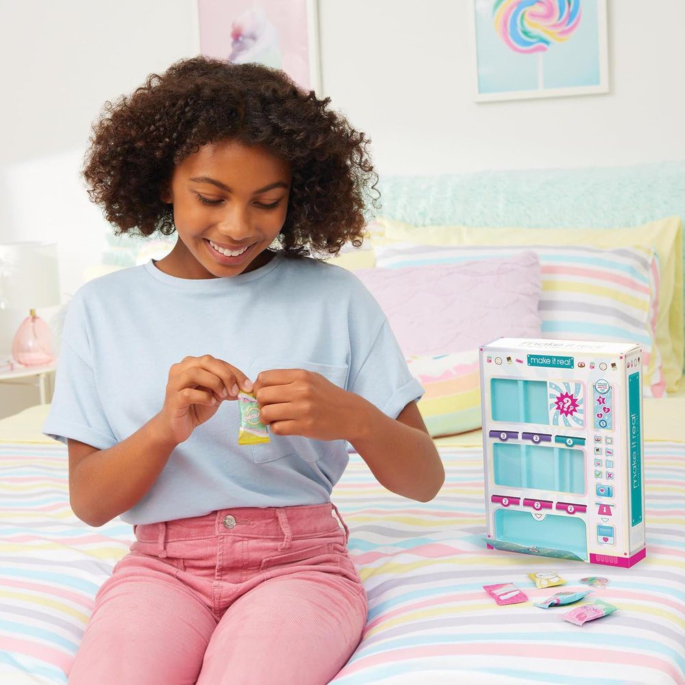 Make It Real Snackers DIY Bracelet Vending Machine - Image 3