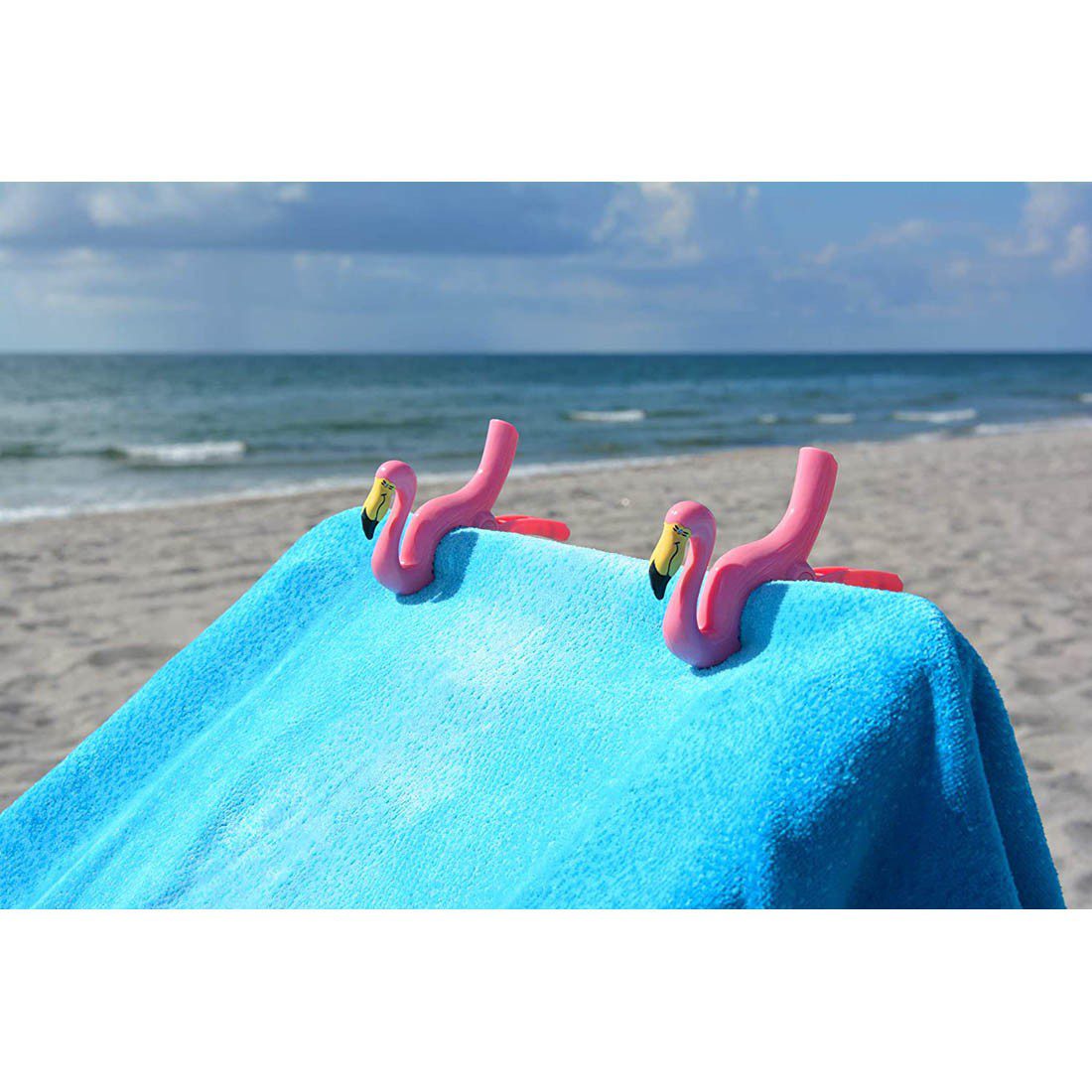O2COOL Boca Clips Beach Towel Holders - Flamingo - Image 2