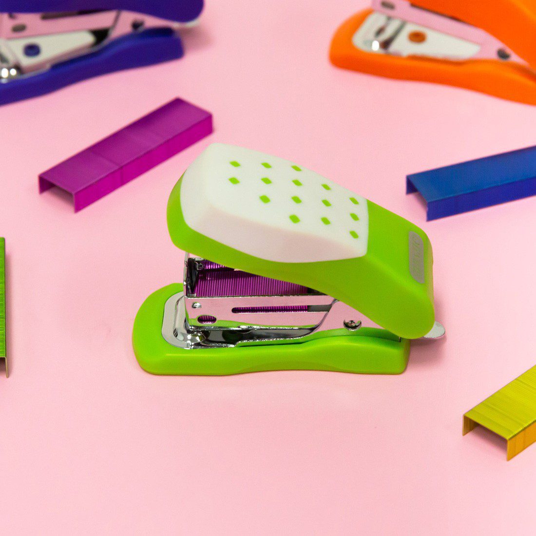 BAZIC Mini Cushion Grip Standard (26/6) Stapler w - Image 3