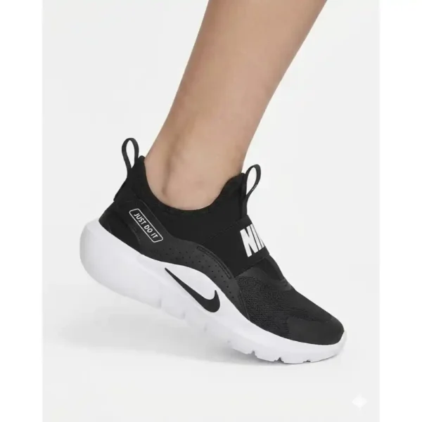 Nike Flex Runner 4 Big Kids_ Running Shoes Black-2